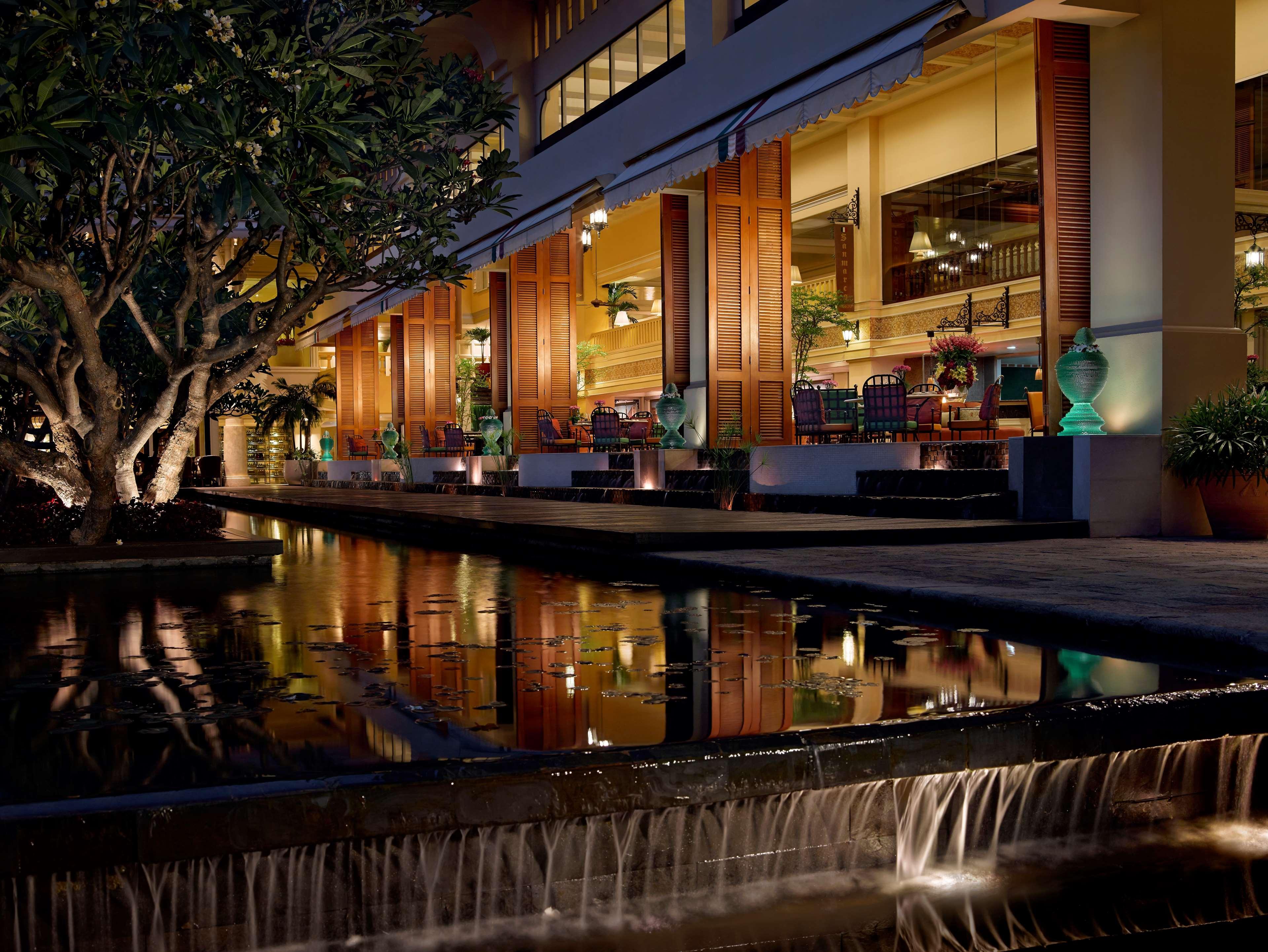 Dusit Thani Hua Hin Cha-Am Dış mekan fotoğraf The Falls